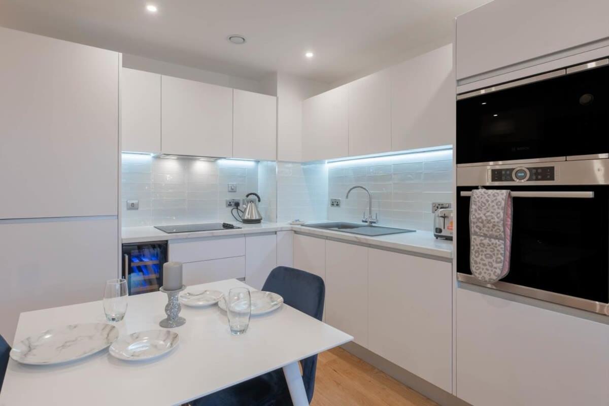 Lovely 1 Bedroom Apartment In Central Location Birmingham Exterior photo