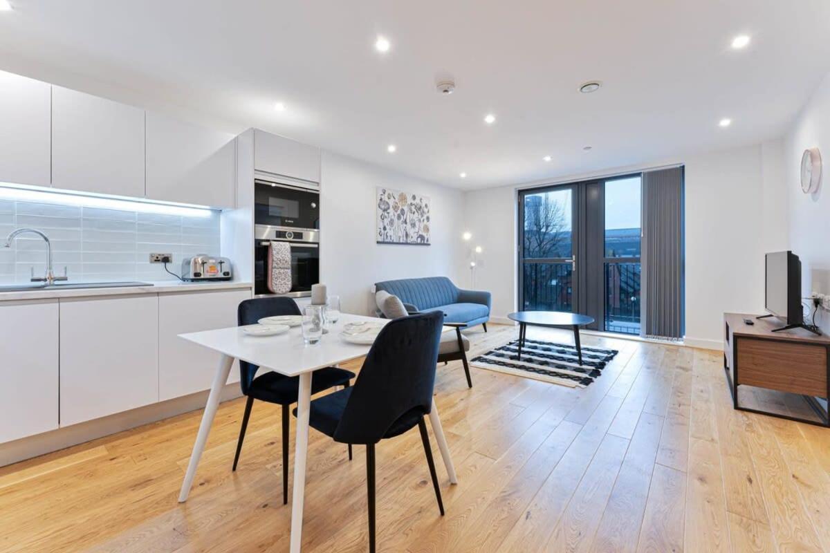 Lovely 1 Bedroom Apartment In Central Location Birmingham Exterior photo